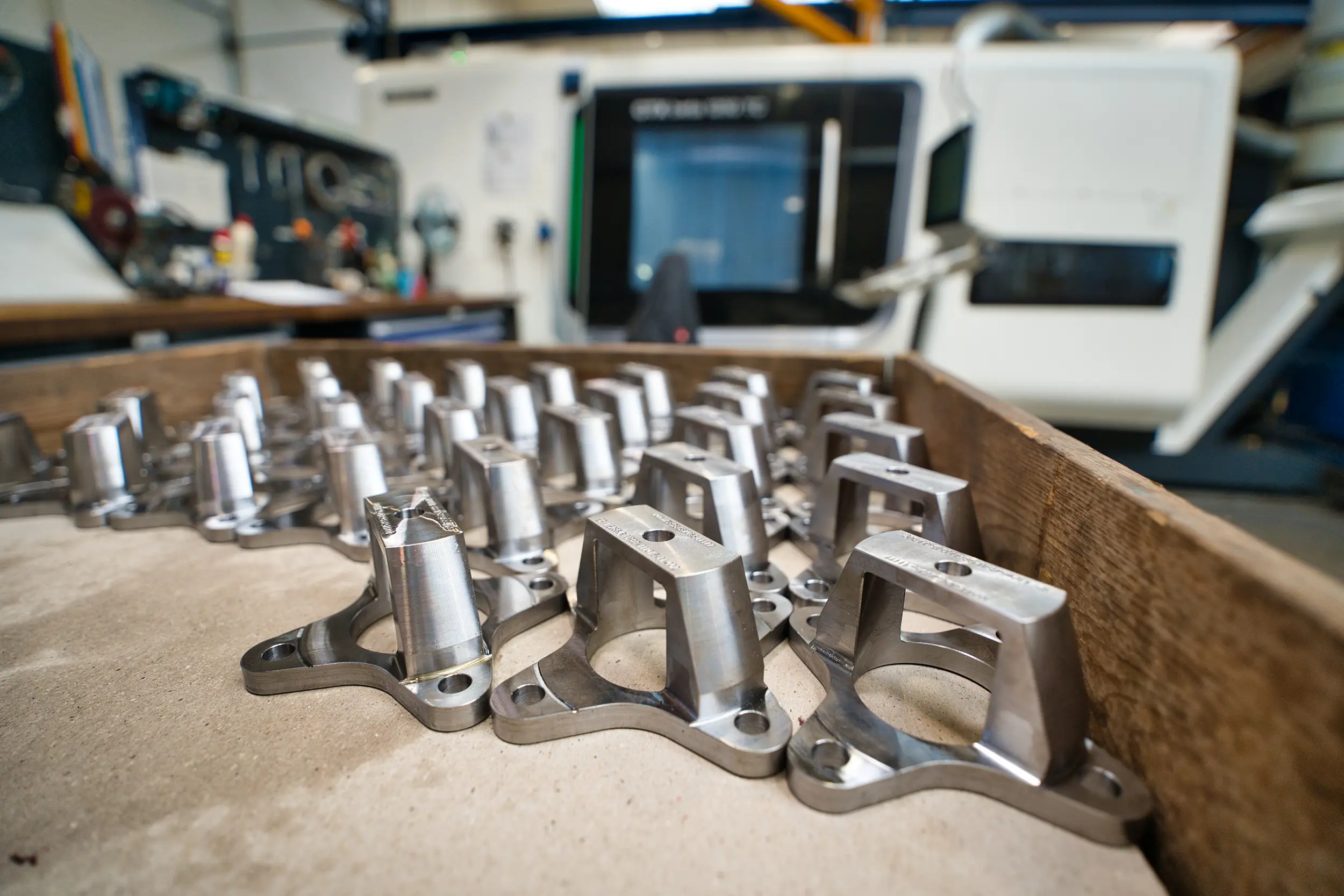 Produzione di componenti CNC presso l'azienda di lavorazione conto terzi SPALECK