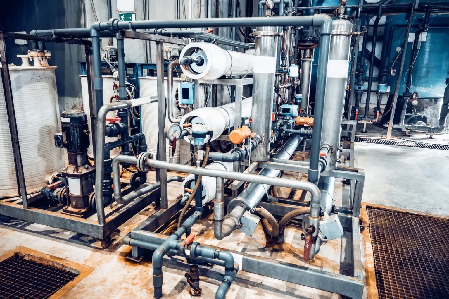 Impianto di trattamento delle acque in ambito industriale.